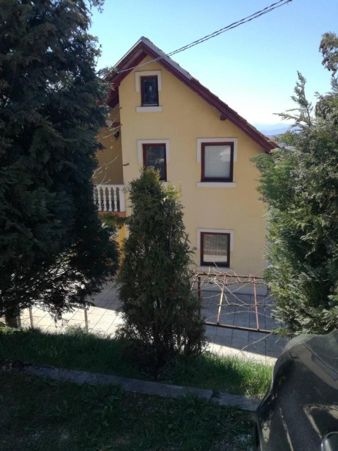 Fiar Apartment Сараево Екстериор снимка