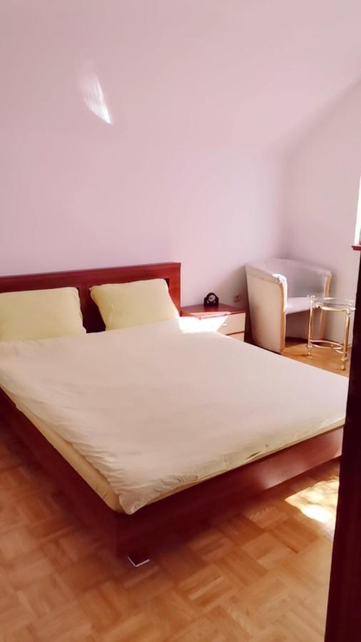 Fiar Apartment Сараево Екстериор снимка